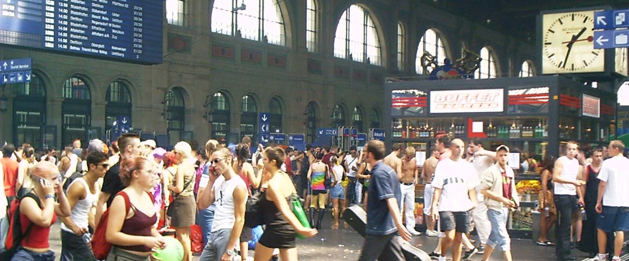 Acoustics in train stations and airports